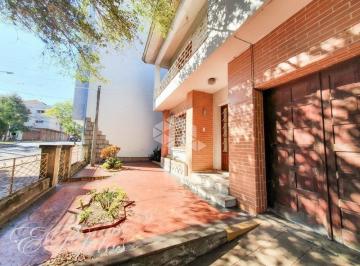 31 · Casa-sobrado a venda 4 quartos-dormitorios, suíte, 2 vagas, São João, Porto Alegre