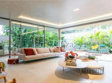 Casa · 767m² · 3 Quartos · 4 Vagas · Casa em Condomínio - Brooklin Paulista - 3 Suítes - 767m².