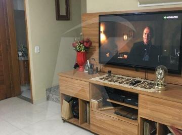 Casa · 100m² · 3 Quartos · 2 Vagas · Sobrado em condomínio fechado, com 3 dormitórios, 1 suíte e 2 vagas na Parada Inglesa.