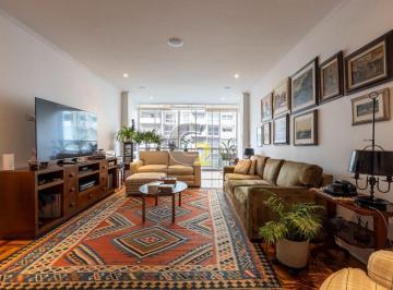 Apartamento · 252m² · 3 Quartos · 2 Vagas · Apartamento à venda em Higienópolis com 3 quartos, 2 suítes e 2 vagas