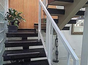 Casa · 251m² · 3 Quartos · 2 Vagas · Sobrado à venda com 3 dormitórios em Santa Terezinha - Santo André - SP