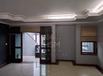 Casa · 235m² · 3 Quartos · 3 Vagas · Sobrado Exclusivo em Village Nova Petrópolis | 3 Dormitórios, 1 Suíte e 3 Vagas em Rua Fechada