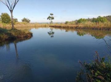 Rural · 70000m² · 2 Quartos · Sítio Rancho Feliz: Seu Refúgio de 7 Hectares a 50km de Brasília (61) 9 8181-3937