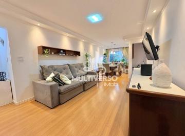 Apartamento · 90m² · 2 Quartos · 1 Vaga · Apartamento reformado aconchegante 2 dormitórios no Campo Grande