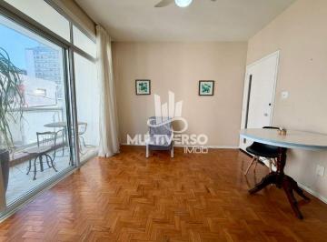 Apartamento · 86m² · 2 Quartos · Apartamento amplo, iluminado e com vista parcial para o mar no Gonzaga, em prédio frente mar!