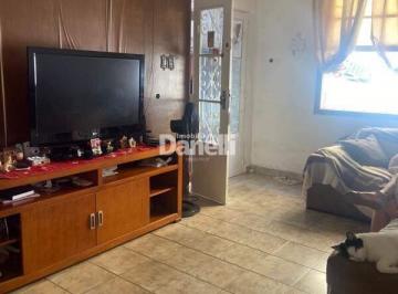Casa · 141m² · 3 Quartos · 2 Vagas · Casa à venda, 3 quartos, 2 vagas, Jardim Maria Augusta - Taubaté/SP