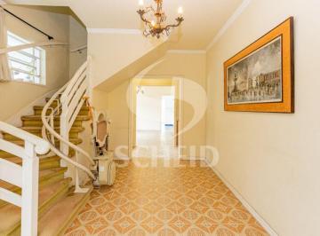 Casa · 283m² · 4 Quartos · 2 Vagas · Casa a venda de 283,00m² útil, com 4 quartos e 2 vagas no Jardins !