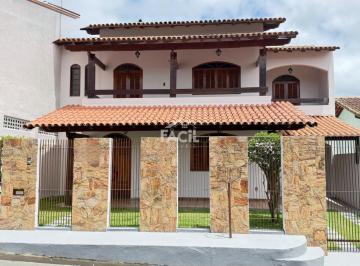 Casa · 202m² · 3 Quartos · 2 Vagas · Casa à Venda em Cariacica Sede com 3 Dormitórios