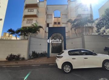 Apartamento · 80m² · 3 Quartos · 2 Vagas · Apartamento com 3 quartos sendo 1 suíte, disponível para locação no bairro Patrimônio em Uberlândia-
