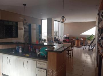 Casa · 253m² · 3 Quartos · 2 Vagas · Excelente casa de 3 dormitórios no Eldorado