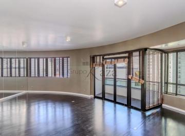 Apartamento · 136m² · 2 Quartos · 1 Vaga · Apartamento - Jardim Paulista - 2 Suítes - 136m².