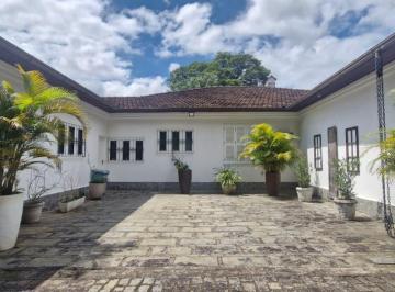 Casa · 410m² · 3 Quartos · 10 Vagas · Casa à venda - em Bingen