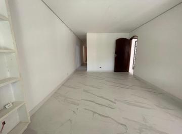 d9ffb21087e9bdbfc757dd75e7a4248afaf8a8a0 · Casa reformada com 3 dormitórios para alugar no Parque Industrial/ Conjunto Residencial Trinta e Um 