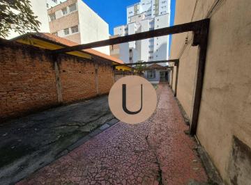 130e532a7b6b395fd98137b8ef98f1a95c23ab1e · Casa com Terreno de 300m² em Perdizes