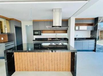 Casa · 211m² · 3 Quartos · 4 Vagas · Vila Verona - Casa à venda no bairro Éden - Sorocaba/SP