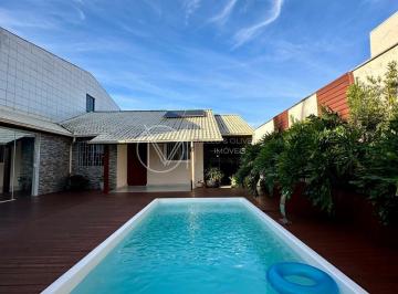 Casa · 150m² · 2 Quartos · 2 Vagas · Casa Mobiliada | Piscina | Ampla Área Gourmet com Churrasqueira | Energia Solar | 2 Dormitórios com 