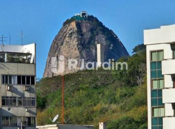 Apartamento · 112m² · 3 Quartos · 1 Vaga · Apartamento 112m² | 3 Quartos (1 Suíte) | Varanda | 1 Vaga