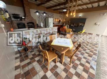 Casa · 320m² · 4 Quartos · 5 Vagas · Casa de rua : Duplex / Residencial / Jardim Guanabara