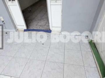 Casa · 74m² · 2 Quartos · 4 Vagas · CASA LINEAR,2QUARTOS, QUINTAL, VAGA PARA 4 CARROS, PERTO DO METRÔ