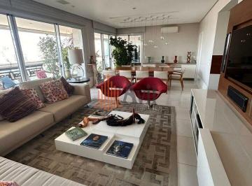 Apartamento · 228m² · 4 Quartos · 4 Vagas · Apartamento 228m² com 4 quartos, 4 suítes, 4 vagas e depósito à Venda na Mooca