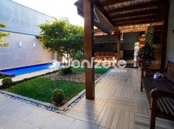 Casa · 380m² · 4 Quartos · 4 Vagas · Sobrado à venda em Santo André (Vila Homero Thon) • 4 suítes • Varanda gourmet e piscina