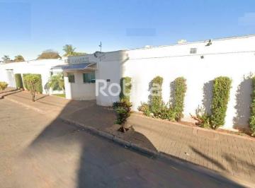 Casa · 130m² · 3 Quartos · 1 Vaga · CASA NOVA PARA LOCAÇÃO – CONDOMÍNIO TAMBORÉ
