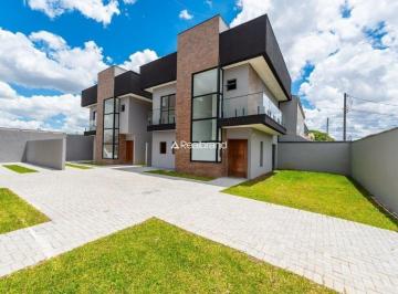 Casa · 130m² · 3 Quartos · 2 Vagas · Sobrado com Suite e Quintal em Condominio