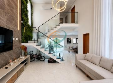 Casa · 250m² · 3 Quartos · 4 Vagas · Casa em Condomínio em Rio Abaixo - Atibaia