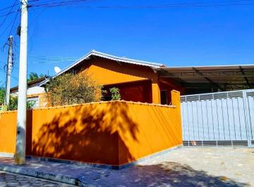 Casa · 780m² · 3 Quartos · 1 Vaga · Casa à venda no bairro Centro (Cocaes) - Sarapuí/SP
