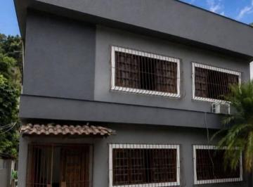 4f97dfdf57ec4e8db1208da42867ae9773ce906b · Casa com 5 dormitórios à venda, 400 m² por R$ 900.000,00 - São Francisco - Niterói/RJ
