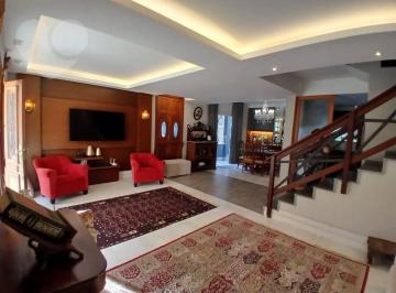 Amplo Salão Decorado · Casa 3 quartos 2 sts SEMI NOVA