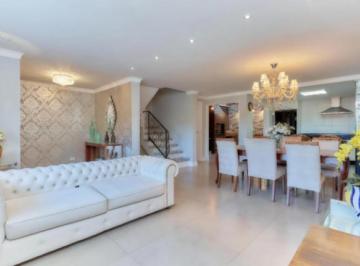 Casa de 3 quartos, Osasco · Casa com 110 m² e 3 quartos à venda em Ayrosa