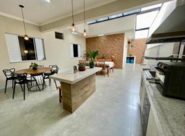 Casa de 2 quartos, Poá · Casa com 125 m² e 2 quartos à venda no Centro