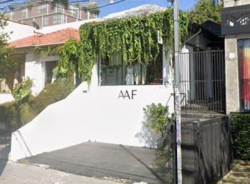 Comercial · 90m² · 2 Vagas · Loja na Rua Aspicuelta, N. 216 - Fundos • 90 m²