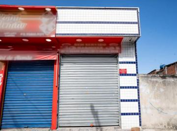 Comercial · 74m² · Casa comercial na Rua do Outono, N. 517 - salao 2 • 74 m²