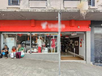 Comercial · 400m² · Loja na Rua Dronsfield, N. 176 • 400 m²