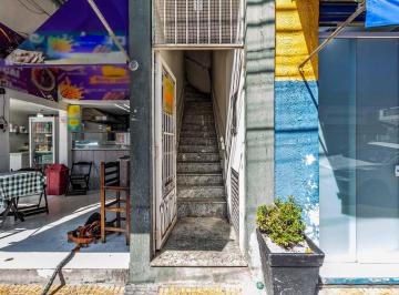 Comercial · 190m² · Casa comercial na Rua Graciano Altierio, N. 16 - Sobre loja • 190 m²