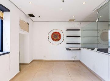 Comercial · 33m² · 5 Quartos · 1 Vaga · Sala comercial na Rua Clemente Álvares, N. 119 - 31 • 33 m²