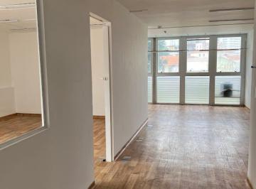 Comercial · 130m² · 1 Vaga · Sala comercial na Avenida Brigadeiro Faria Lima, N. 558 - conjunto 21 • 130 m²