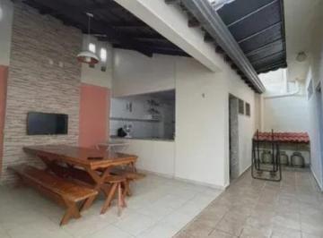 Casa de 3 quartos, Tupã · Casa com 210 m² e 3 quartos à venda em Parque Universitário em Tupã - SP