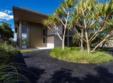 Casa de 4 quartos, Brasília · Excelente Casa Alto Padrão com projeto de Denise Zuba na SMDB - 4 suítes