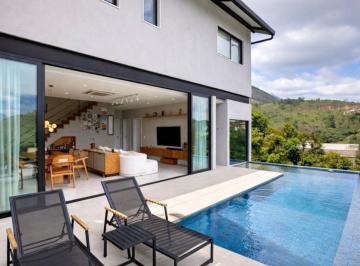 Casa de 4 quartos, Petrópolis · Casa à venda dentro de condomínio em Nogueira