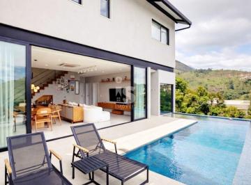 Casa de 4 quartos, Petrópolis · Casa à venda dentro de condomínio em Nogueira