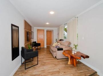 Casa · 200m² · 3 Quartos · 2 Vagas · Casa à Venda em Guarulhos com 3 Quartos e 200m² Próxima ao Lago dos Patos