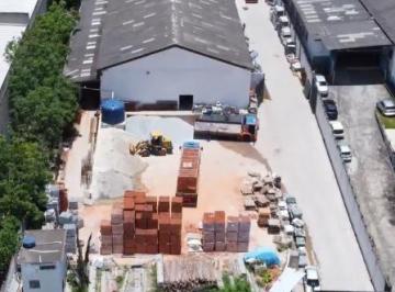 Comercial · 2600m² · Galpão à venda, 2600 m² Jardim Bela Vista - Guarulhos-SP