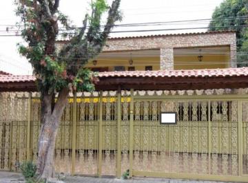 Casa · 447m² · 3 Quartos · 4 Vagas · Casa à Venda na Vila Rosália - 3 Quartos, Piscina e 4 Vagas