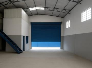 Comercial · 312m² · Galpão à Venda em Cumbica Guarulhos - 312m² Próximo à Dutra - RS 700.000