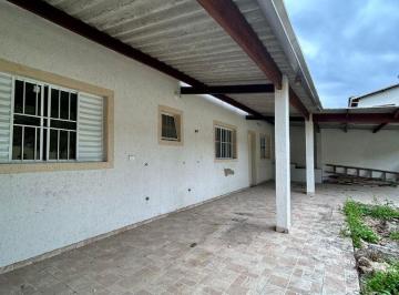 Casa · 372m² · 2 Quartos · 6 Vagas · Casa Térrea à Venda em Caraguatatuba - Próxima à Praia Martins de Sá