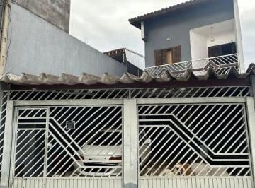 Casa · 175m² · 3 Quartos · 2 Vagas · Casa à Venda na Vila Santa Maria - 3 Quartos, Quintal e 2 Vagas