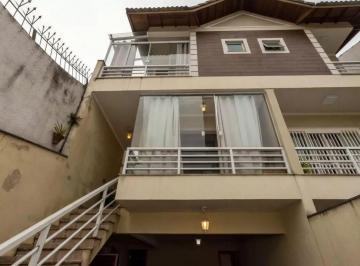 Casa · 270m² · 4 Quartos · 3 Vagas · Casa à Venda em Guarulhos com 270m², 4 Quartos próximo ao bosque maia